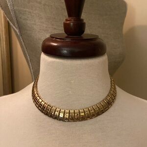 Vintage goldtone Coro 16 inch choker